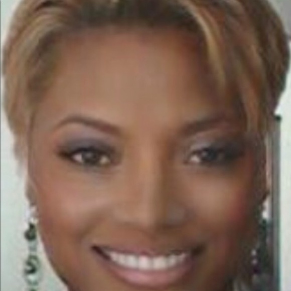 Meet your Posher, Sherrell - Picture 1 of 1